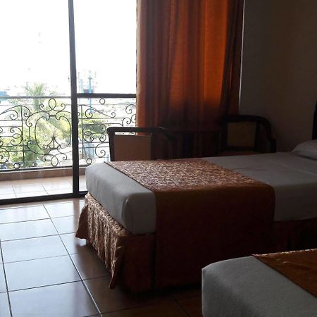 Don Felipe Hotel Ormoc Ngoại thất bức ảnh